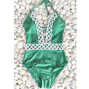 Cupshe Thick Forest One Piece